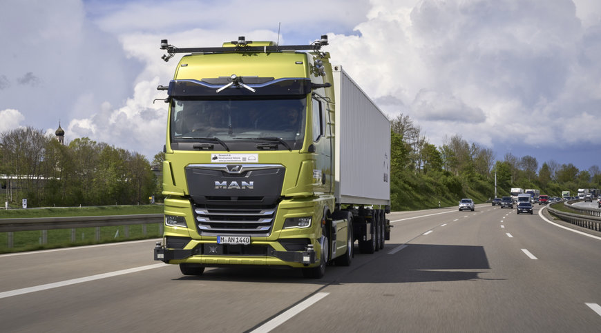 MAN First autonomous truck on the motorway